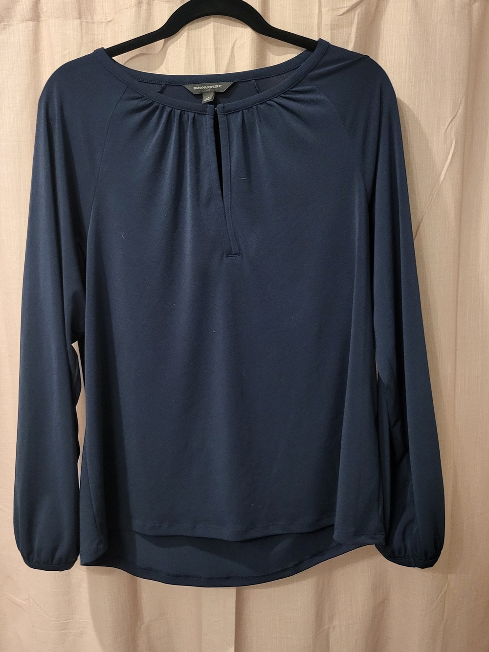 Dana Buchman Navy Long-Sleeve Keyhole Blouse